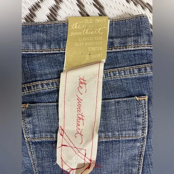 OLD NAVY NWT The Sweetheart Jeans 8 Short Classic Rise Slim Boot-cut Stretch - Picture 5 of 7